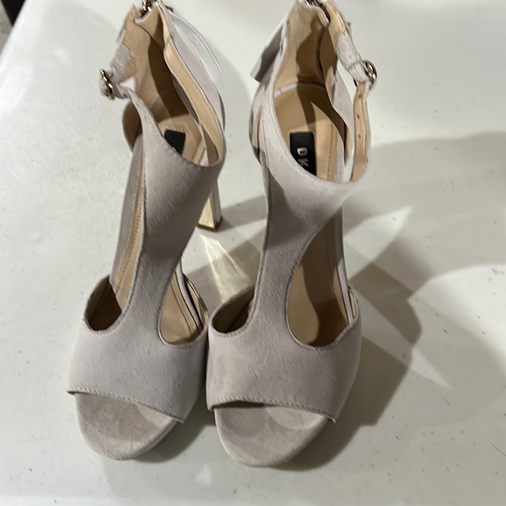 4 inch heels.